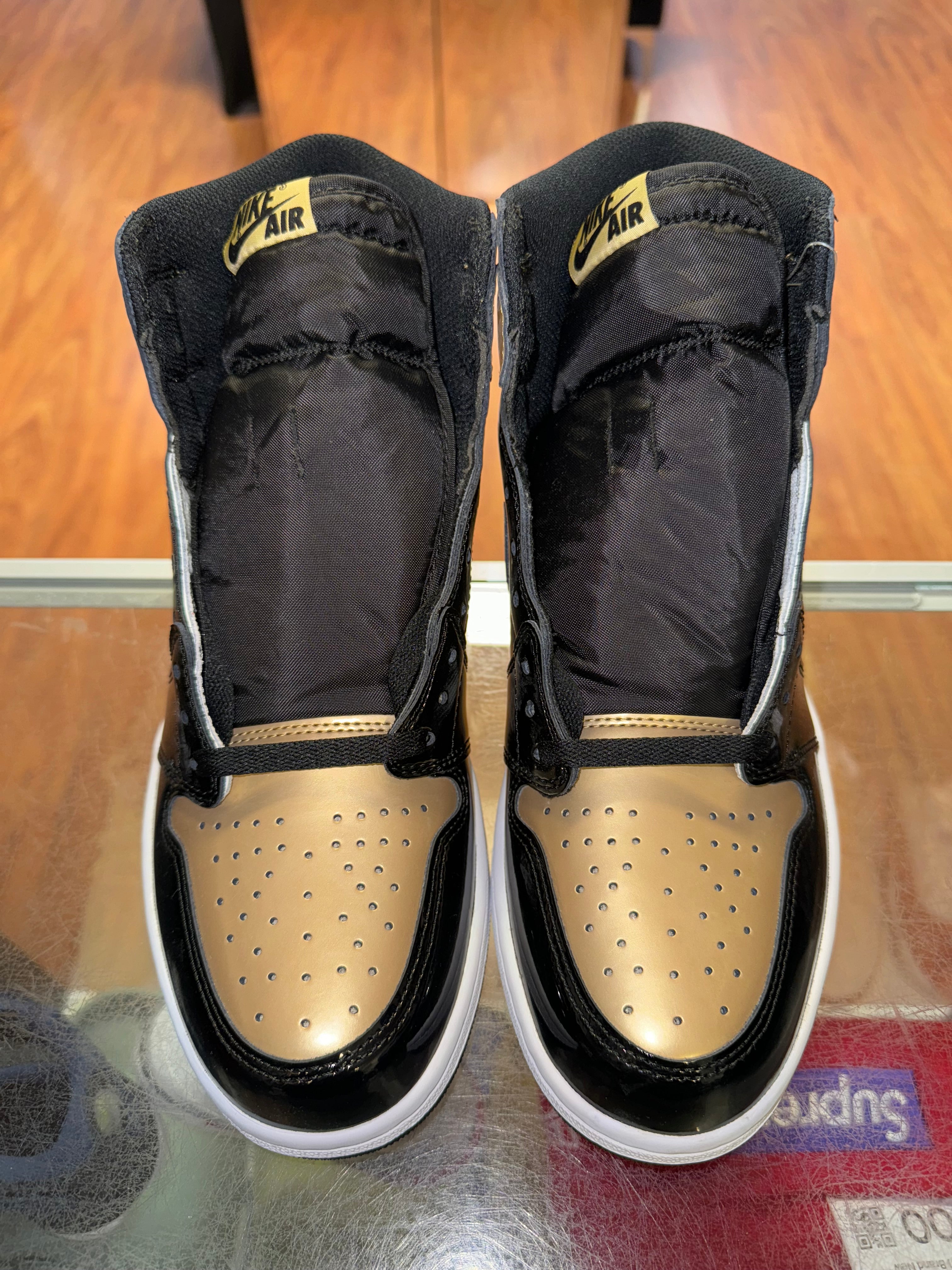 Jordan 1 gold toe creasing hotsell