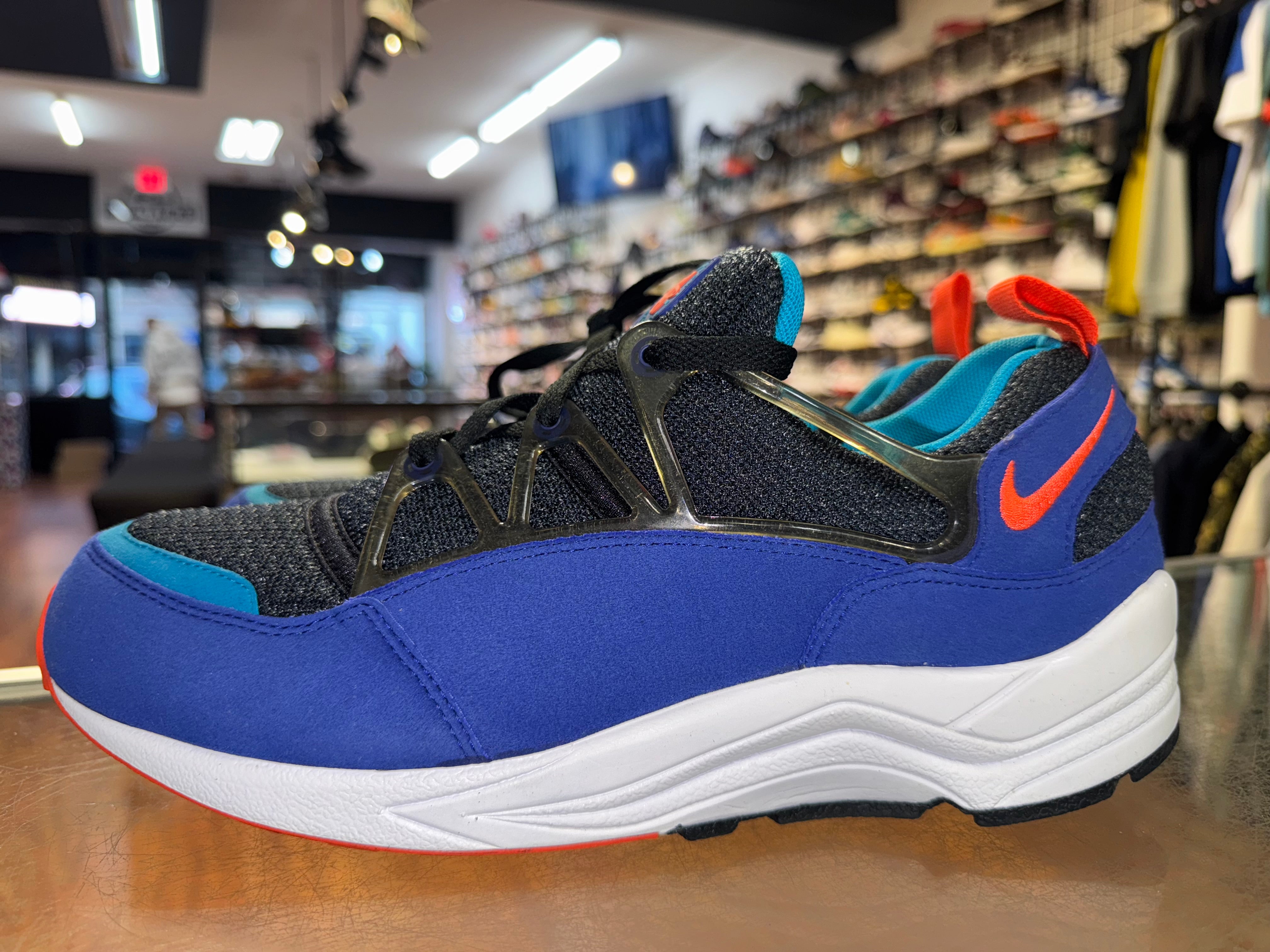 Size 11 Air Huarache Light "Ultramarine"