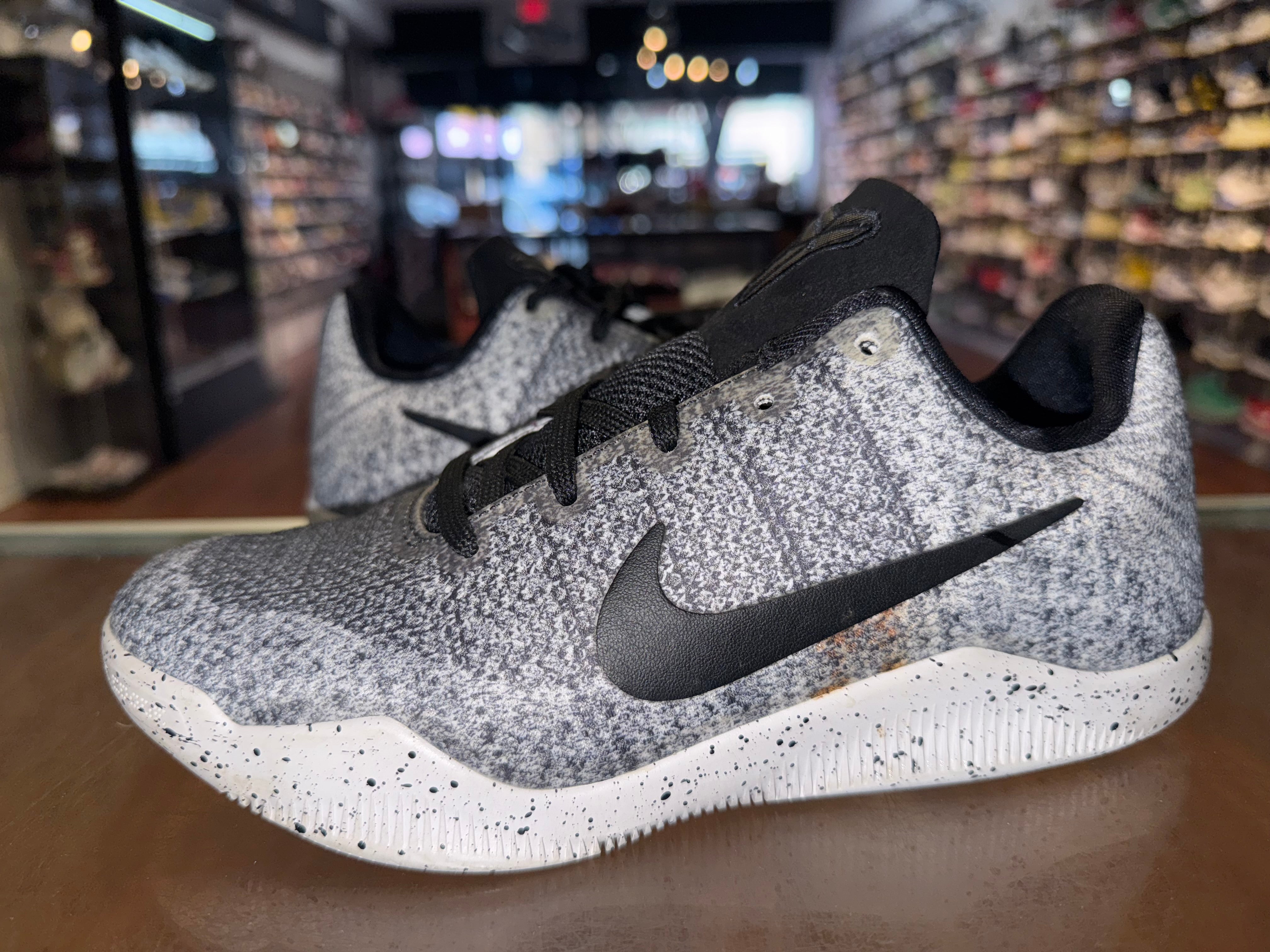 Size 5y Kobe 11 Elite Low "Oreo"