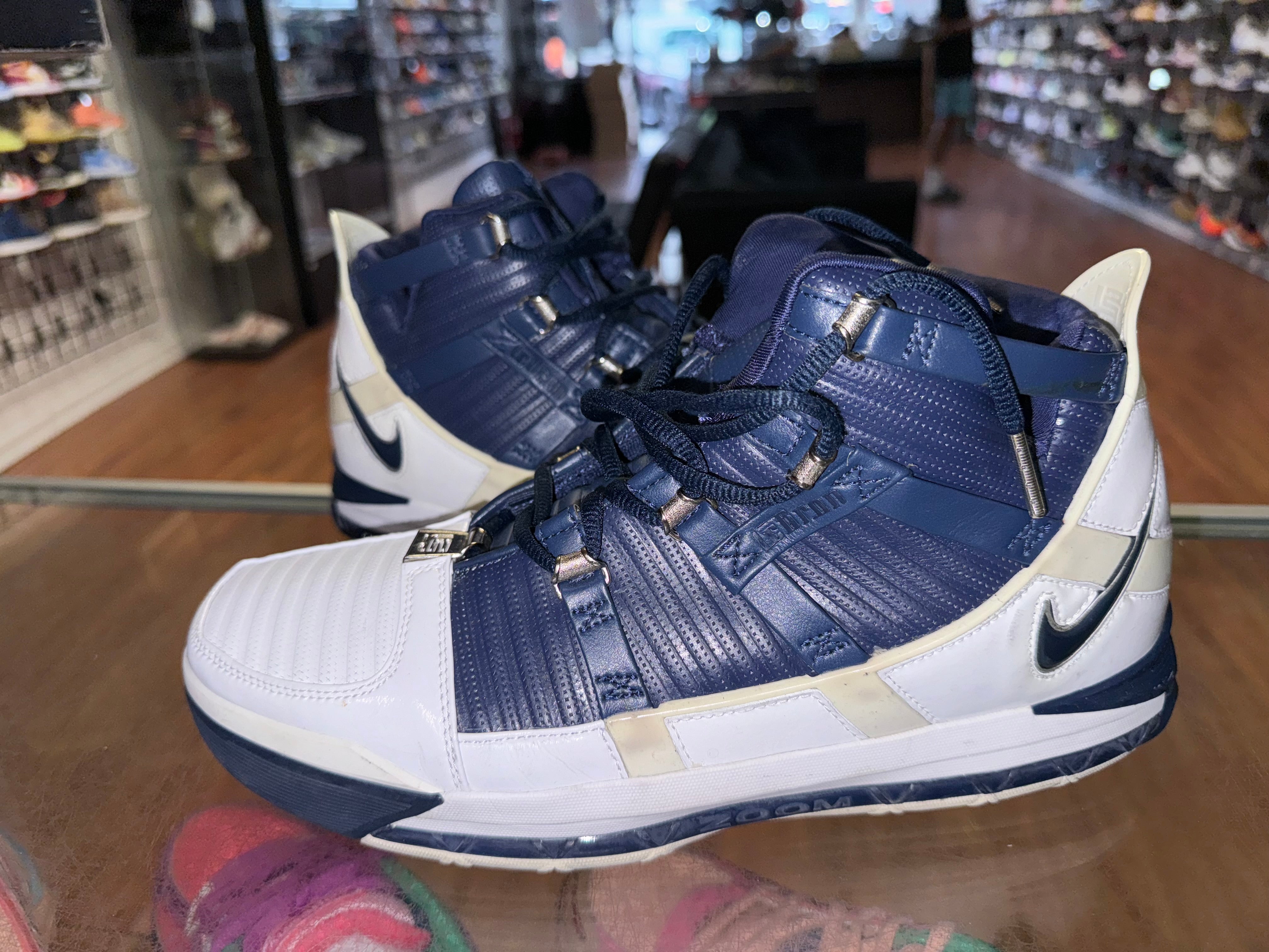 Size 11 Zoom Lebron 3 Midnight Navy 2006