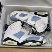 Size 9.5 Air Jordan 6 "UNC"