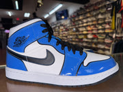 Size 8.5 Air Jordan 1 Mid "Signal Blue" Brand New