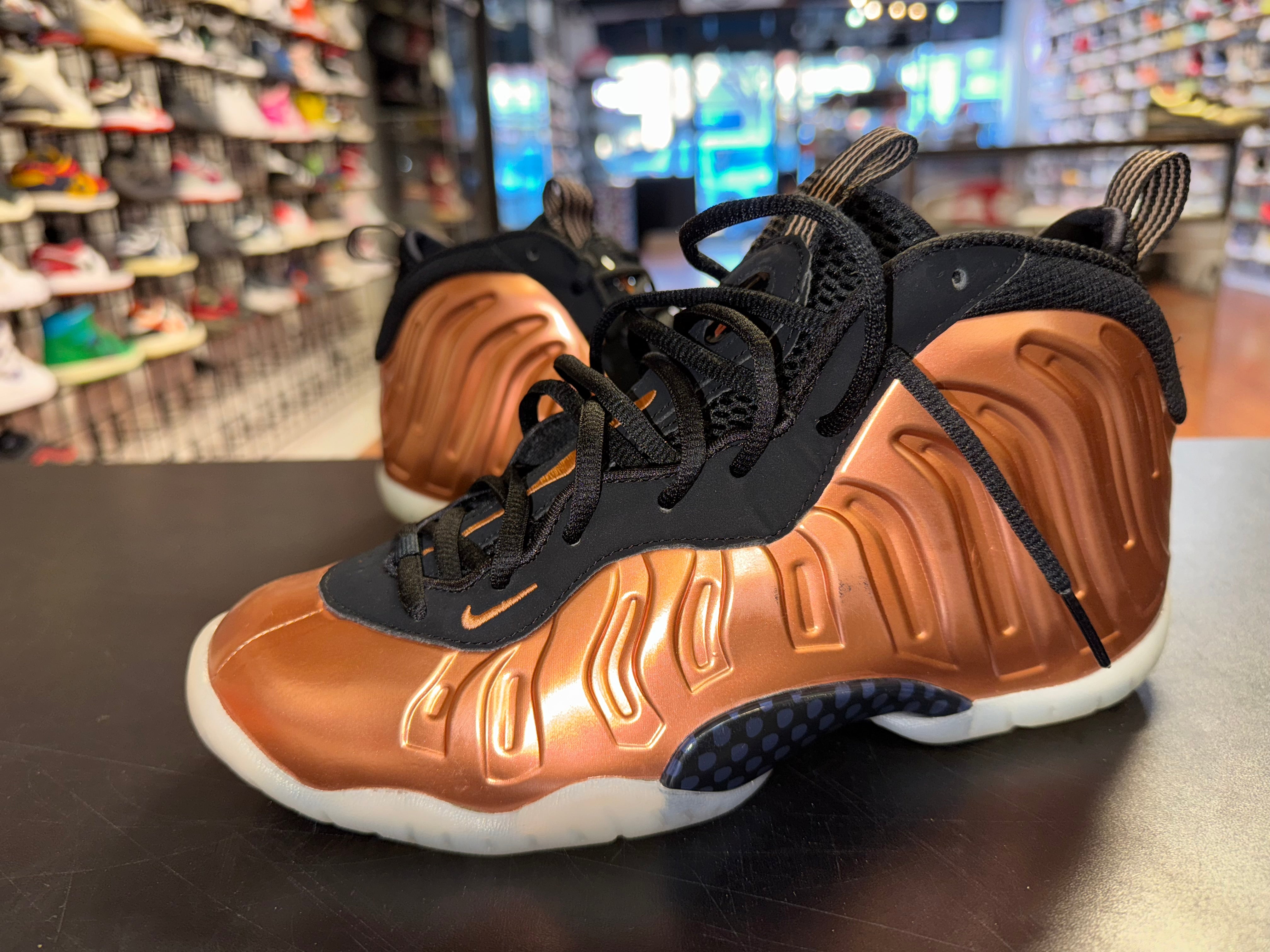 Size 7y Little Posite One “Copper”