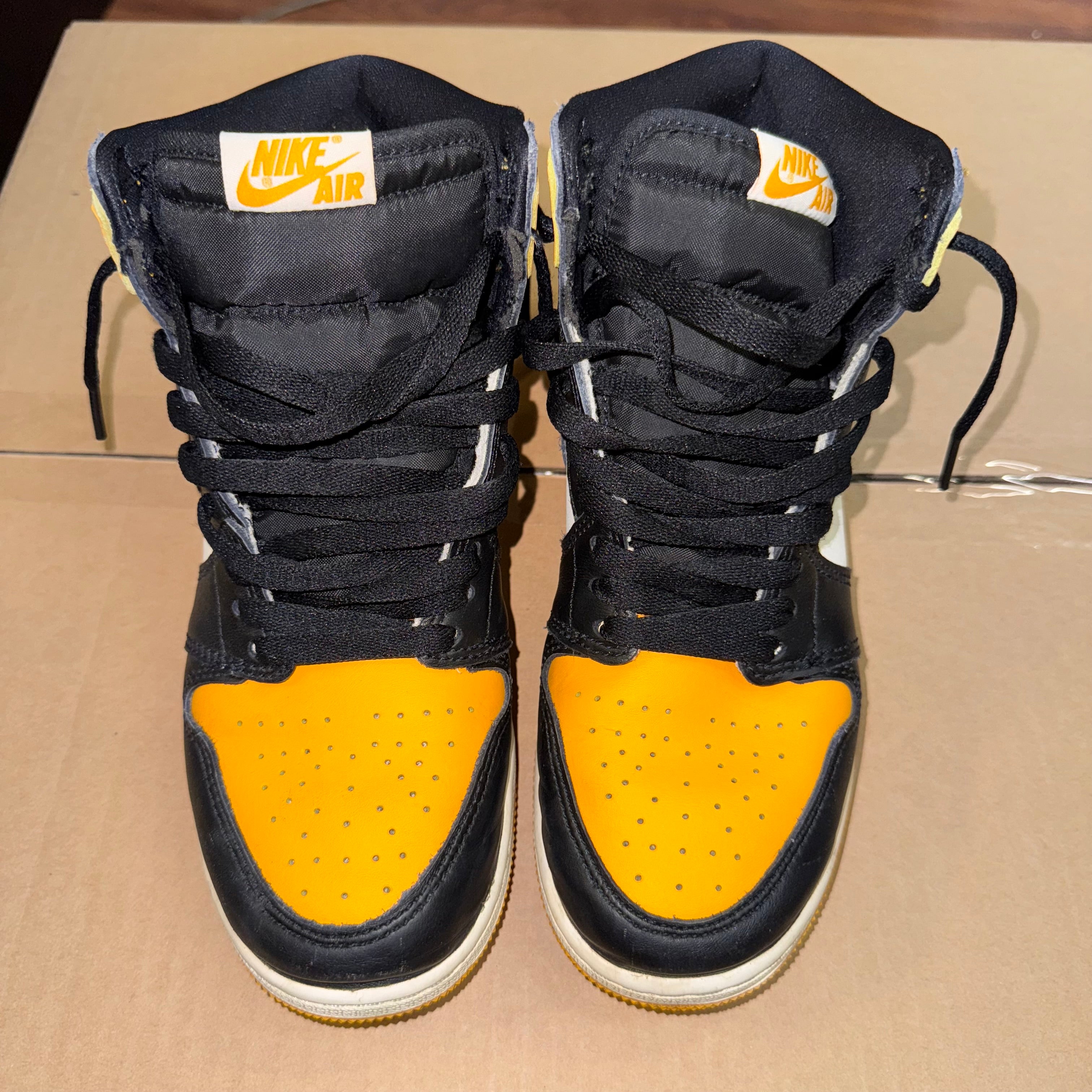 Size 6.5y Air Jordan 1 "Taxi" - NB