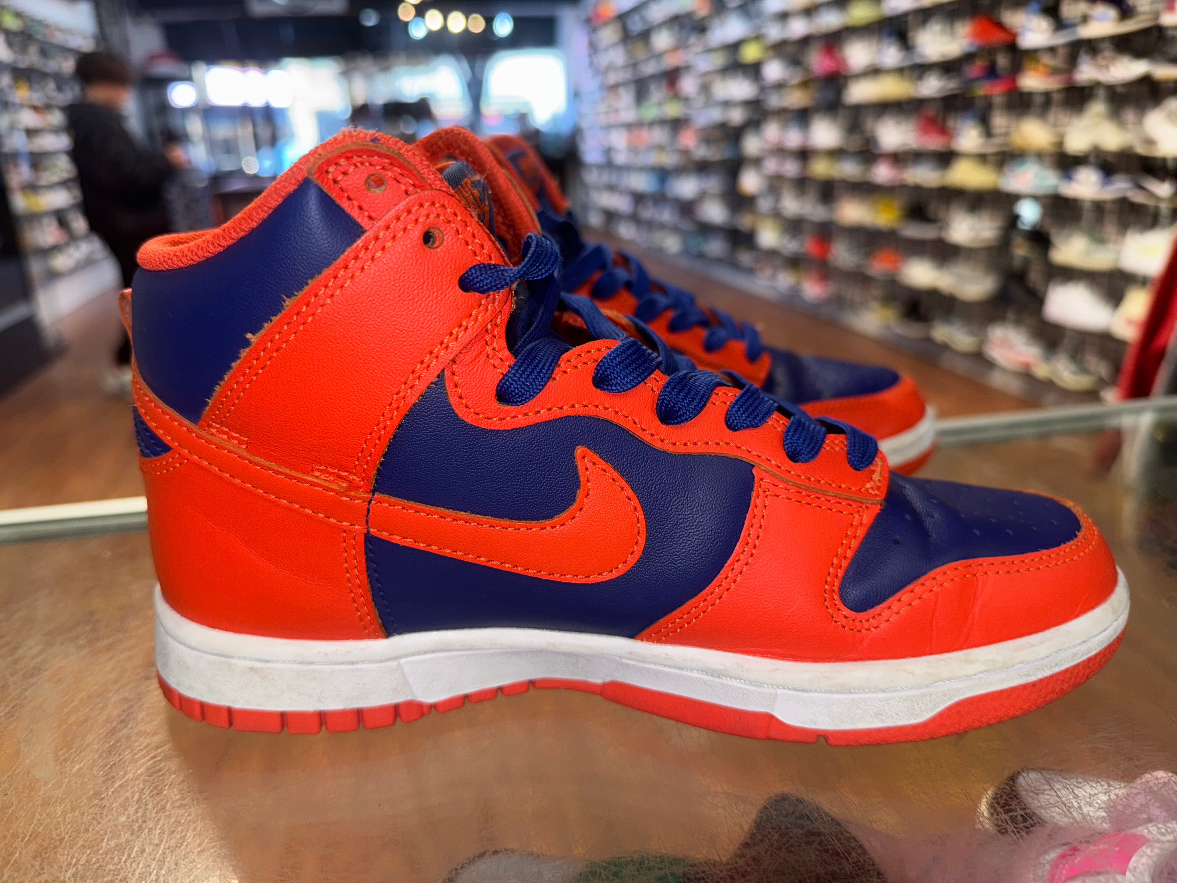 Size 6 Dunk High “Knicks”