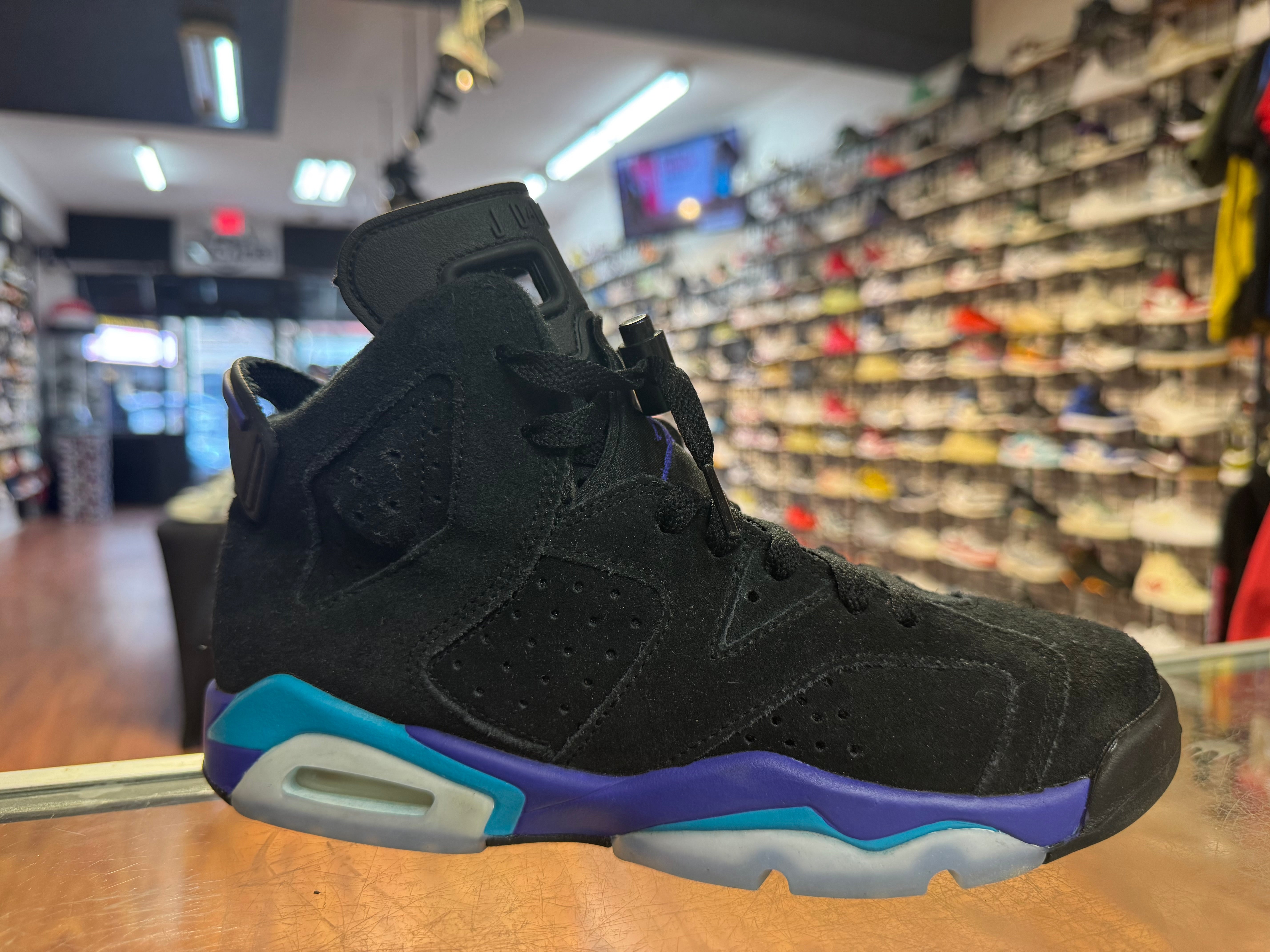 Size 5y Air Jordan 6 "Aqua"