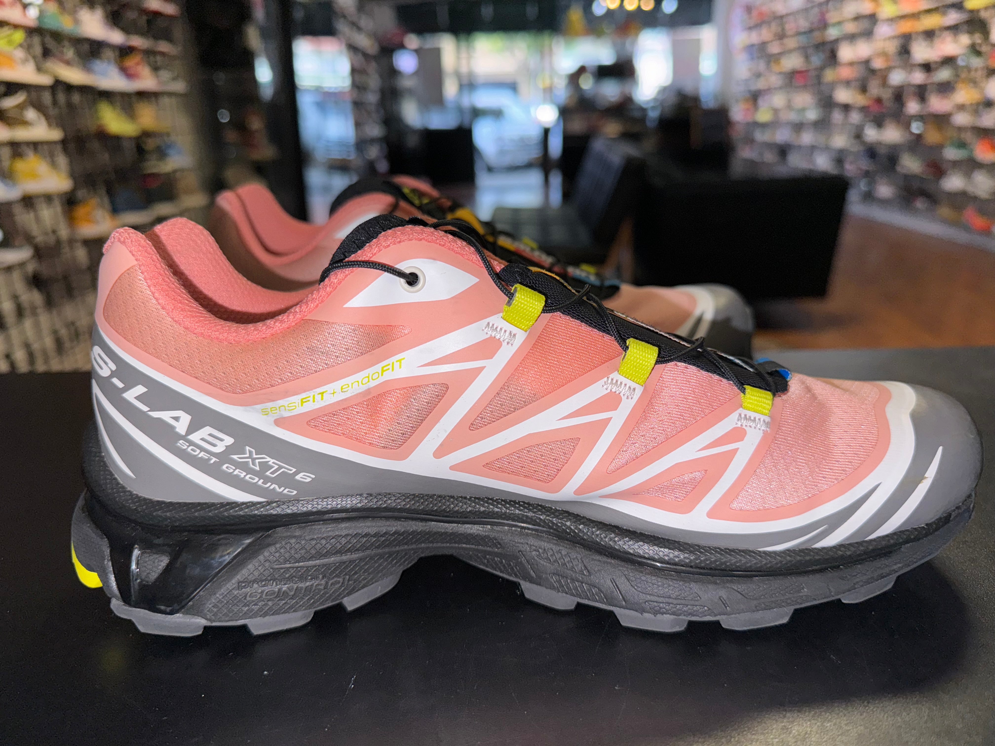 Size 7.5 Salomon XT-6 “Bloom”