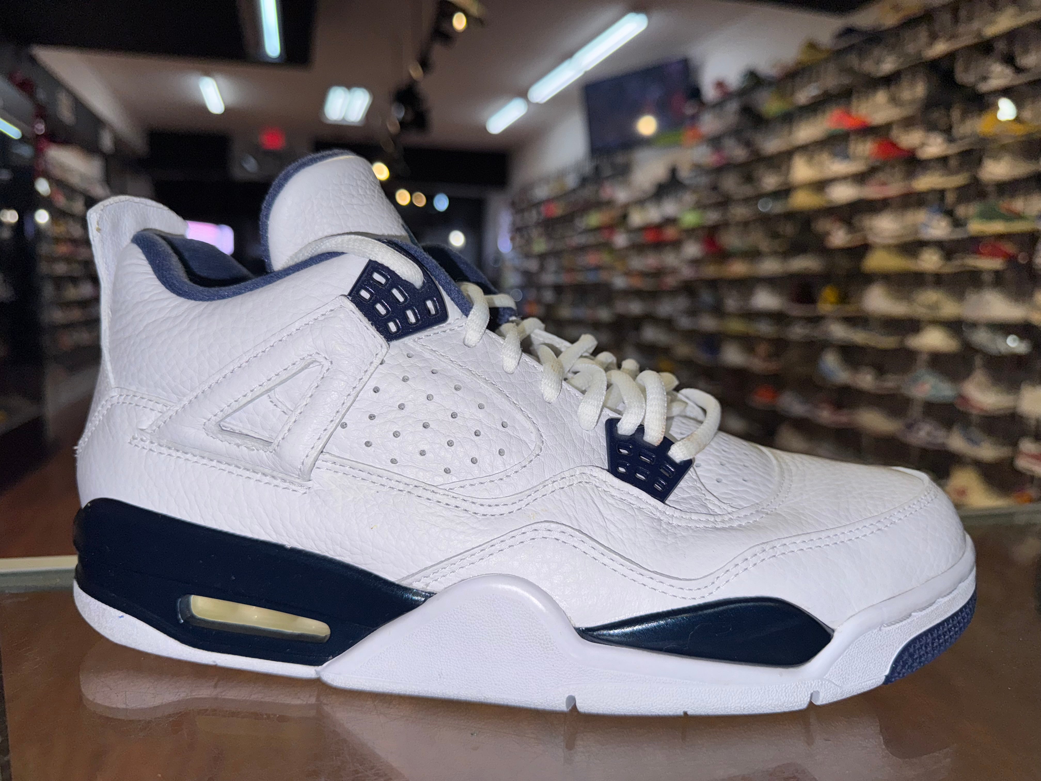 Size 9.5 Air Jordan 4 "Columbia"