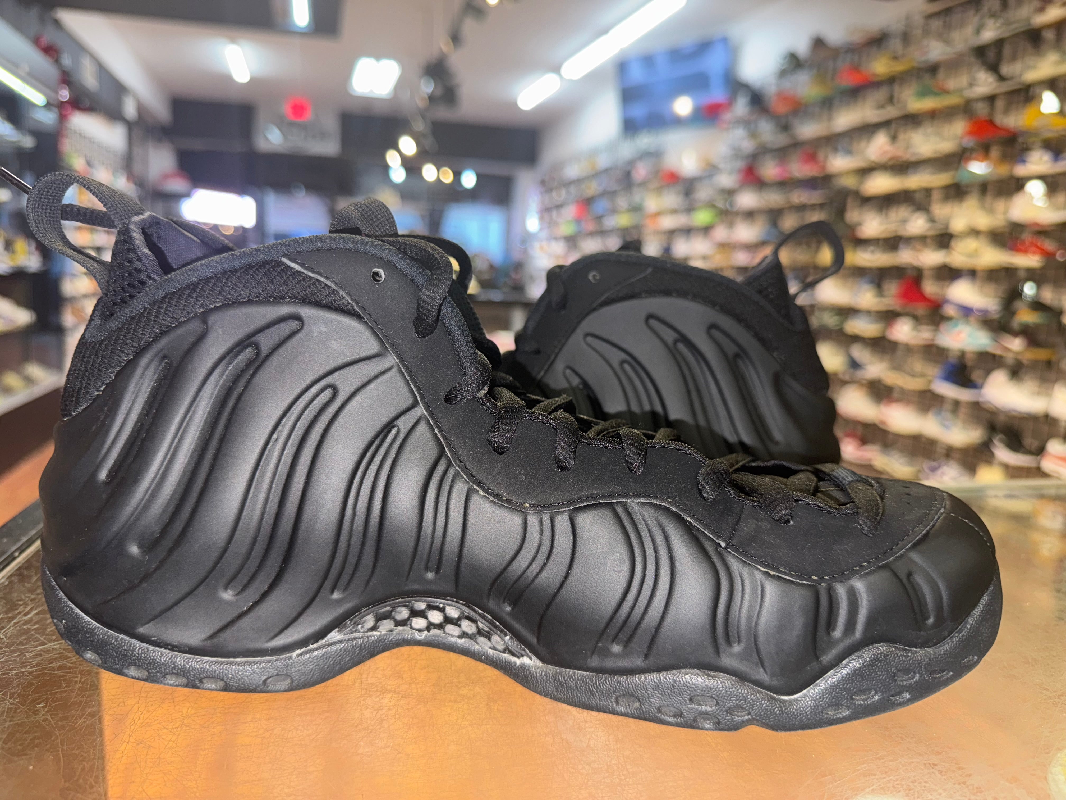 Size 8.5 Foamposite One "Anthracite" 2020