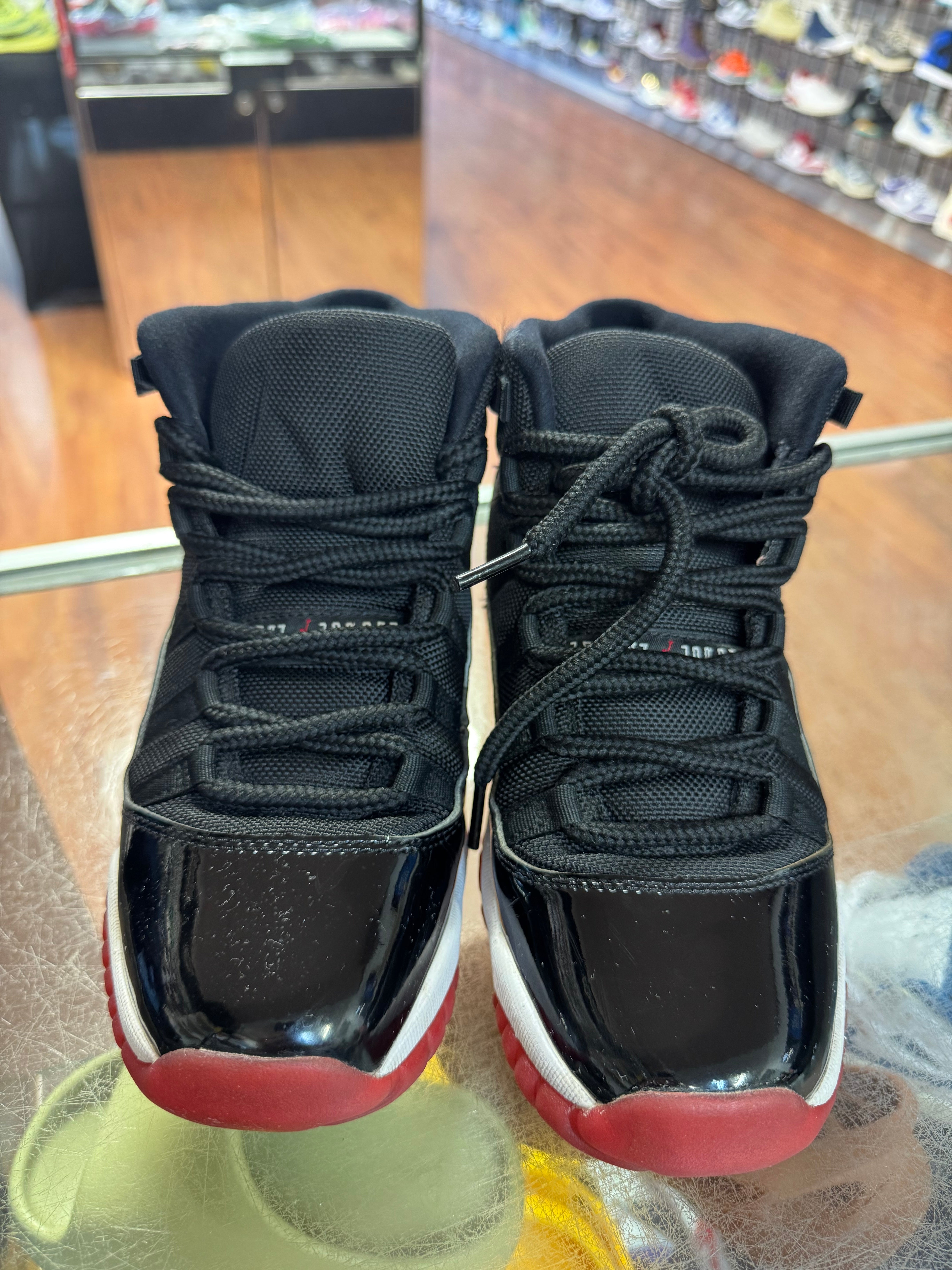 Size 6y Air Jordan 11 "Bred"