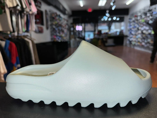 Size 10 Adidas Yeezy Slide “Salt” Brand New (MAMO)
