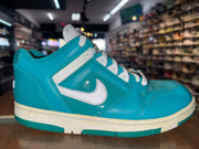 Size 9.5 Air Force 2 Low SB Supreme "Blue"