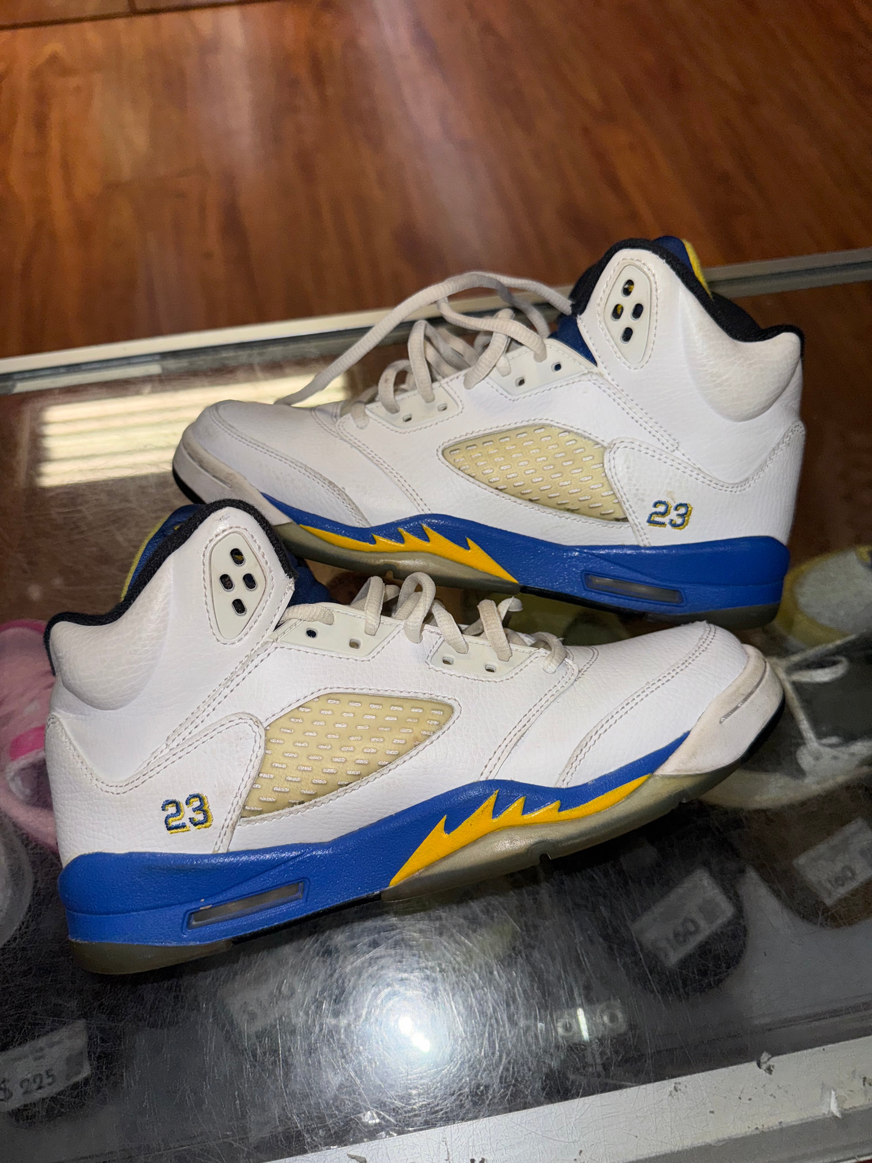 Size 7y Air Jordan 5 "Laney"