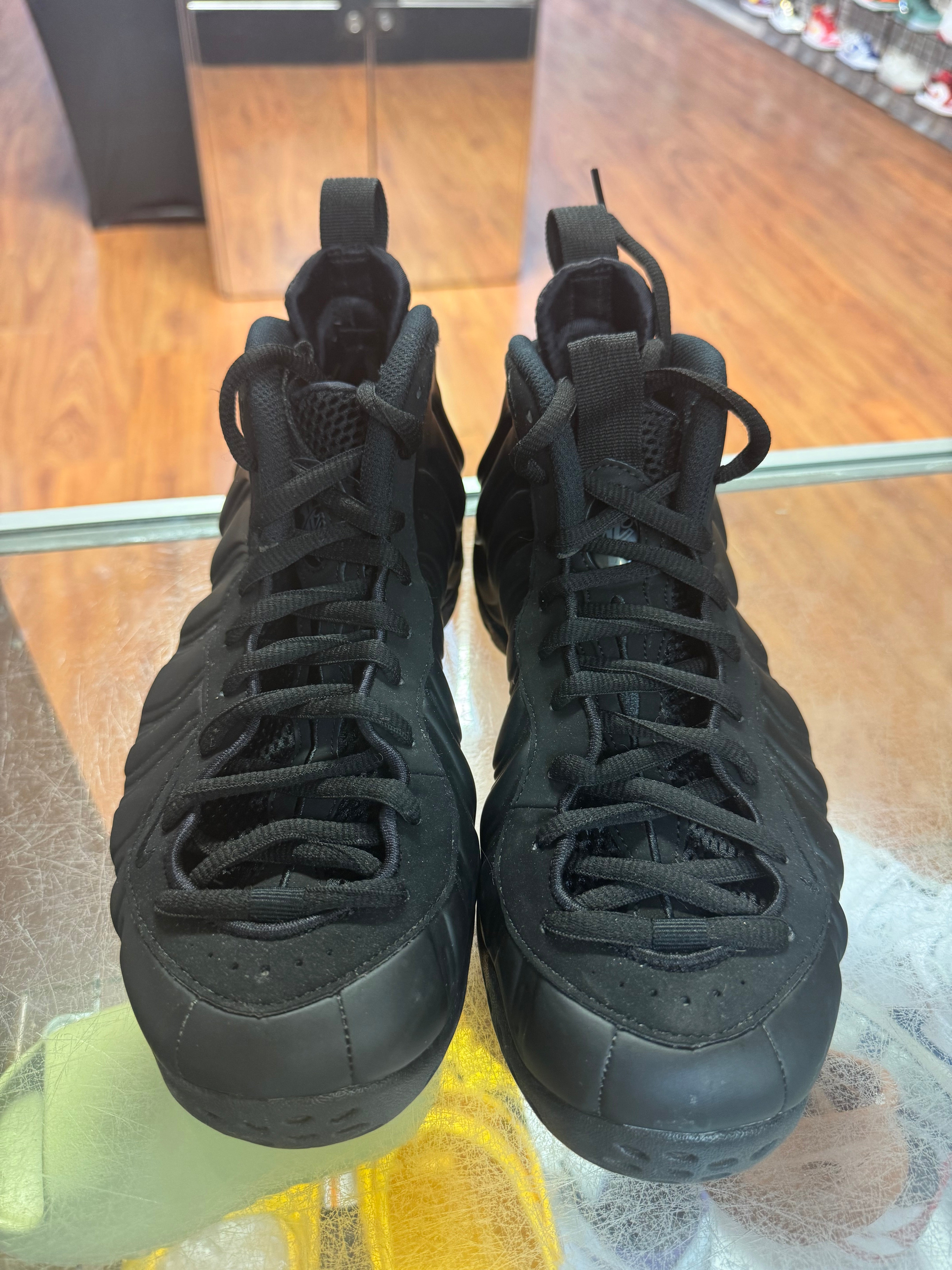 Size 8.5 Foamposite One "Anthracite" 2020