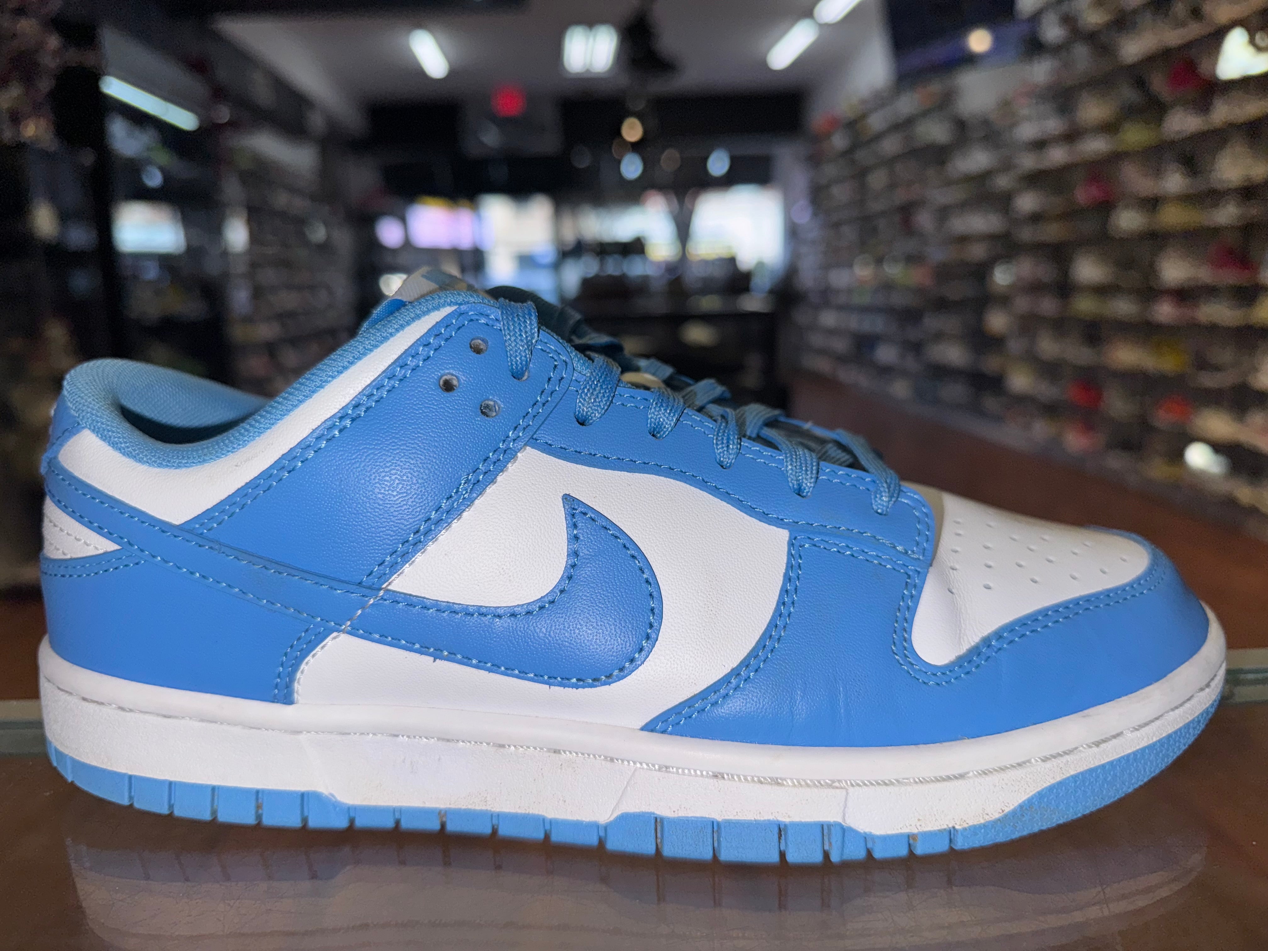 Size 7 Dunk Low “UNC”