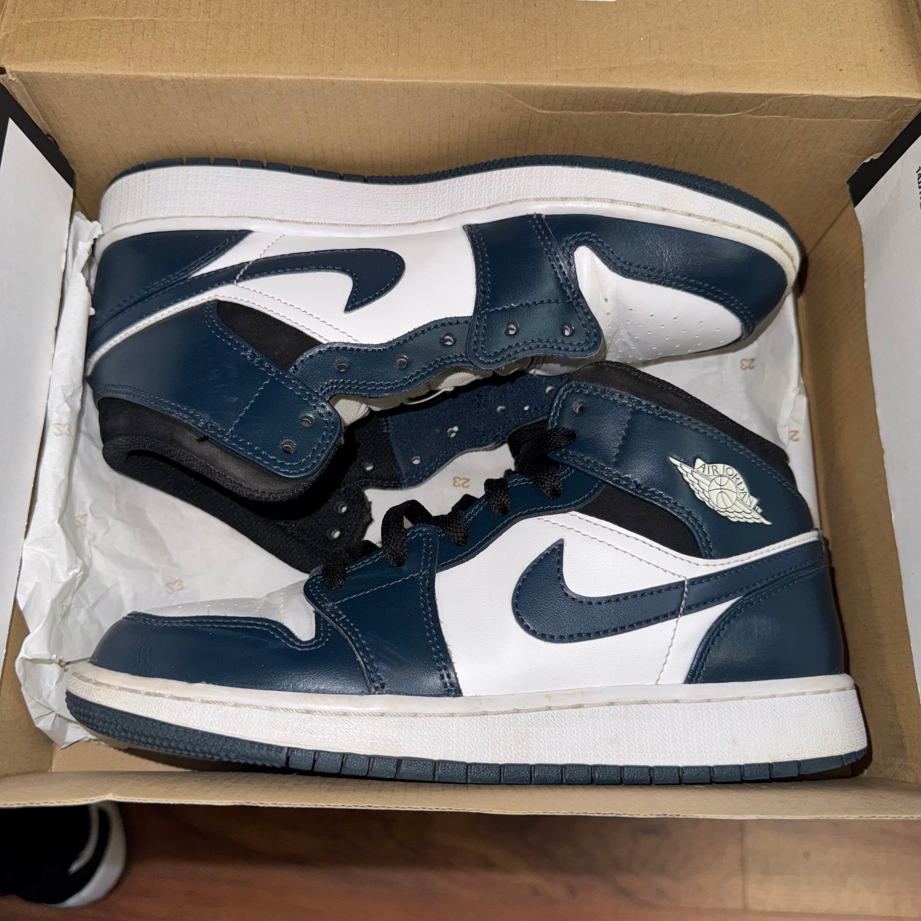 Size 6.5y Air Jordan 1 Mid "Armory Navy"