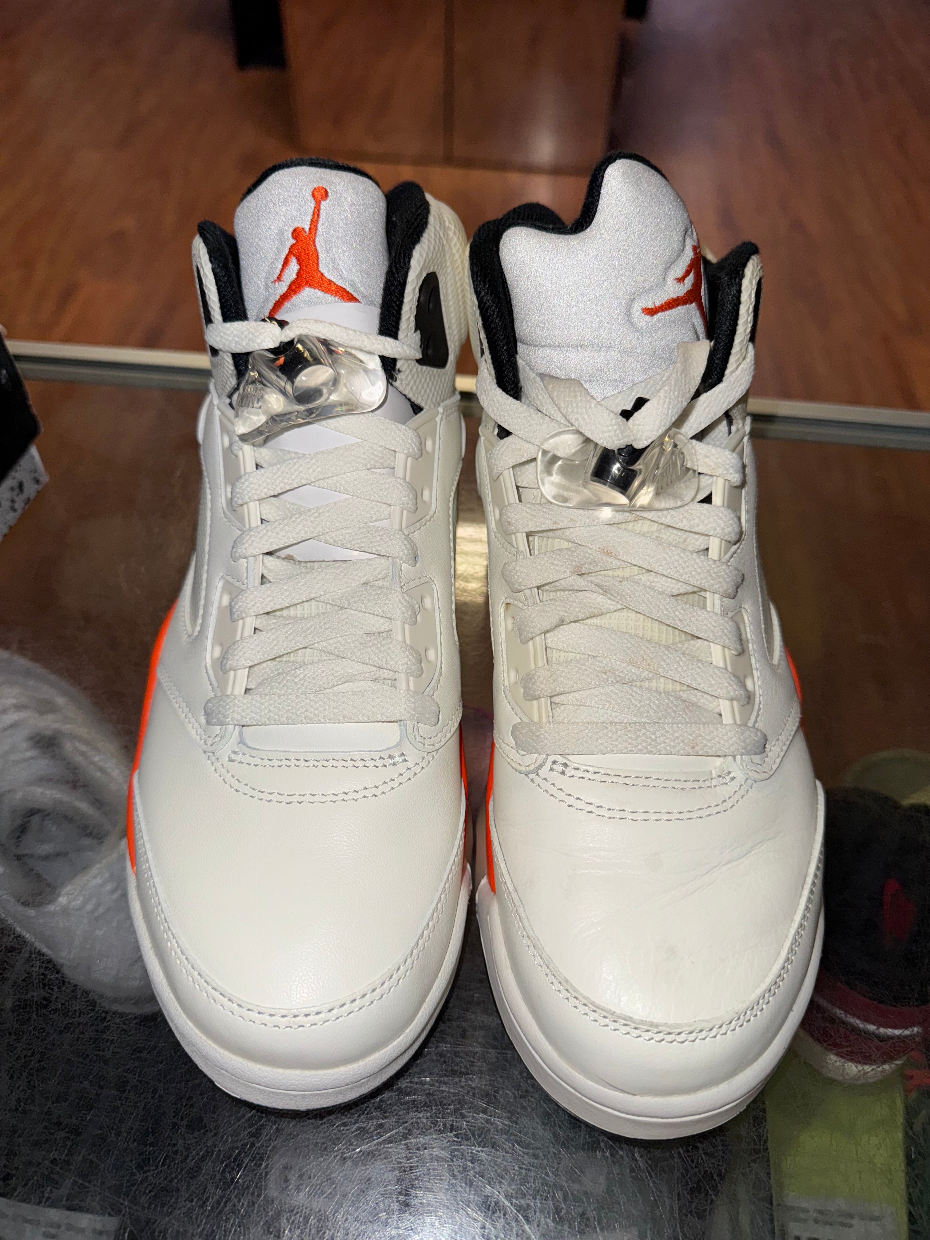 Size 8 Air Jordan 5 "Shattered Backboard"