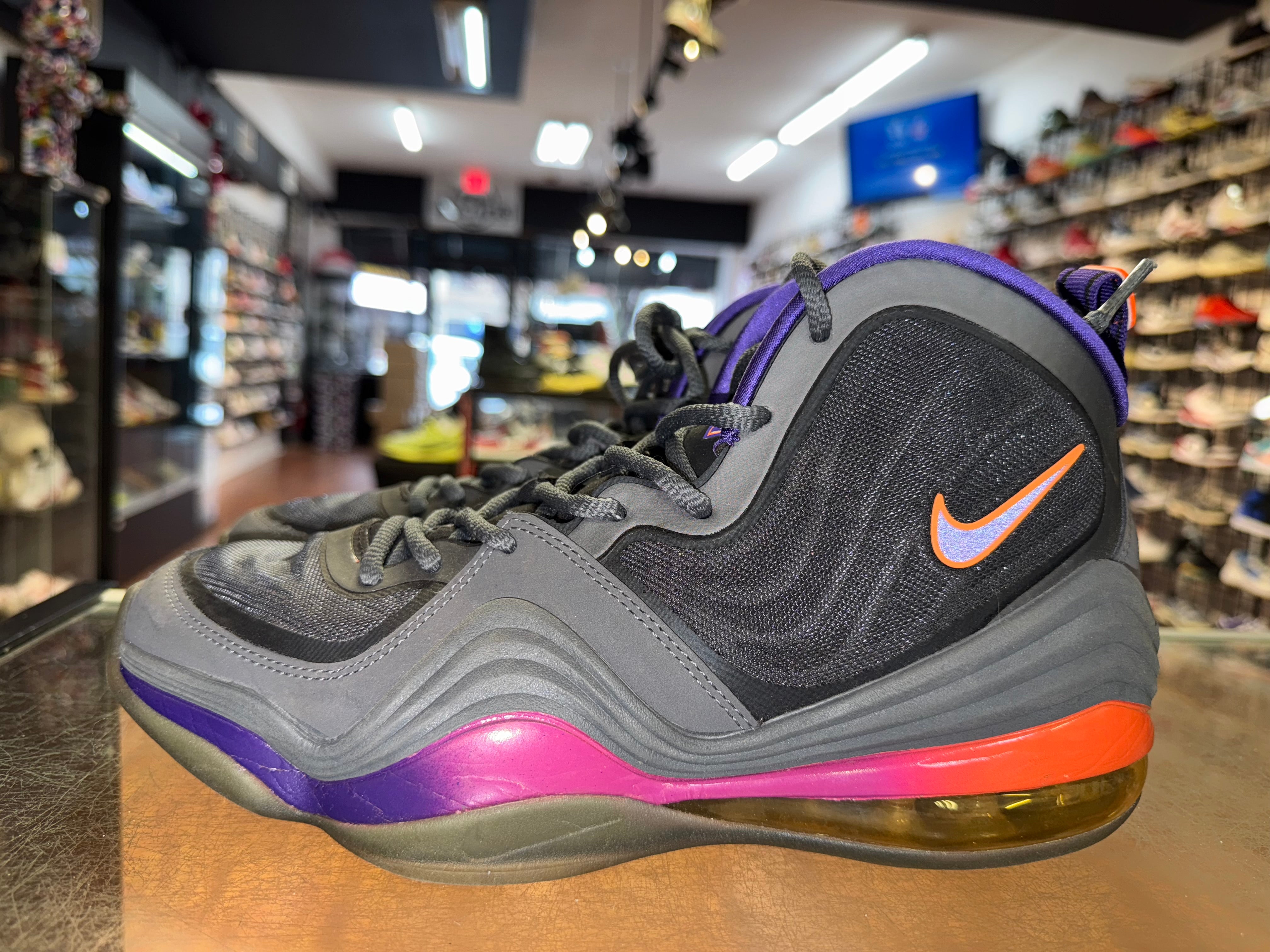 Size 8.5 Penny V "Phoenix Suns"