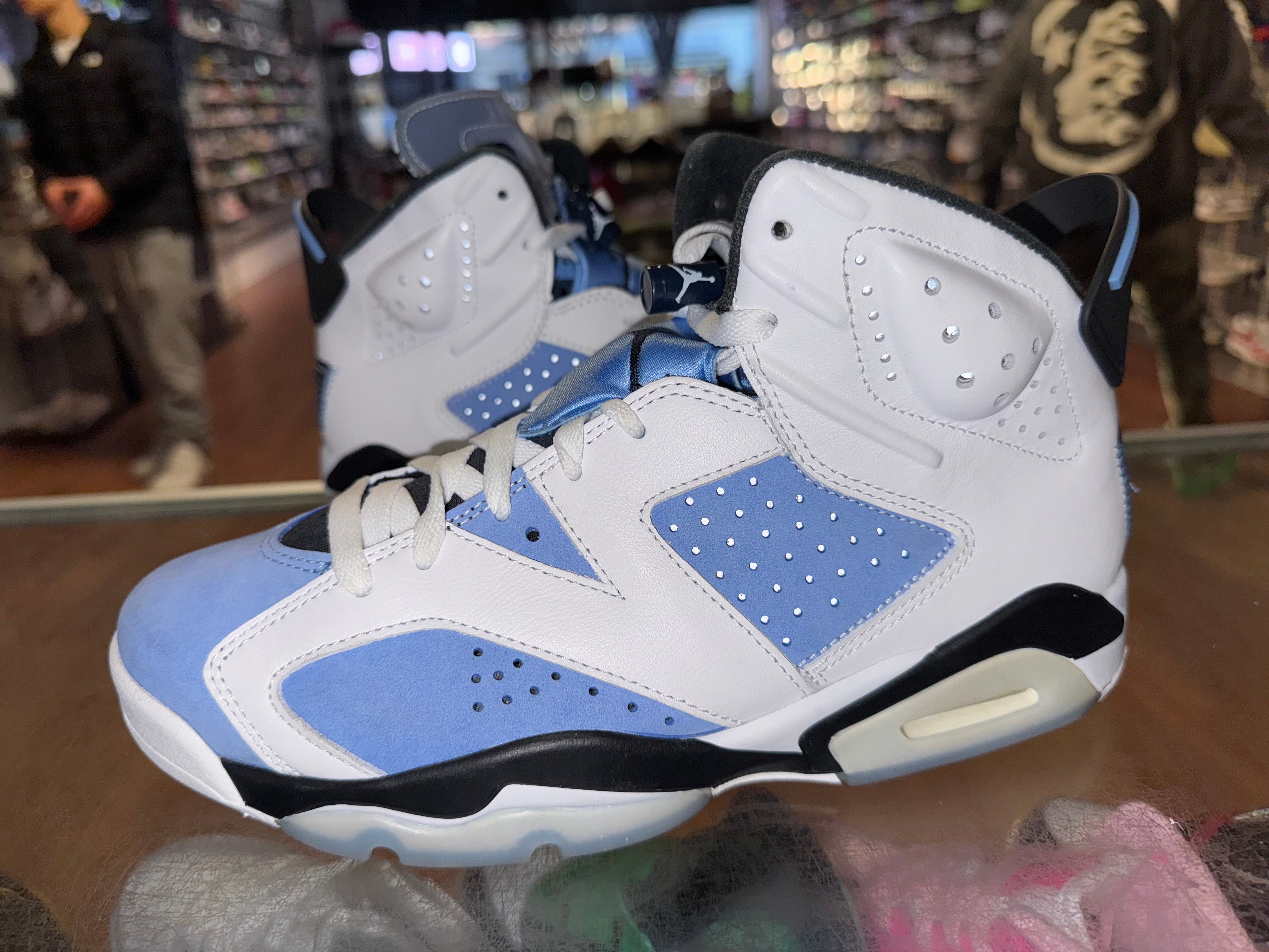 Size 8 Air Jordan 6 "UNC"