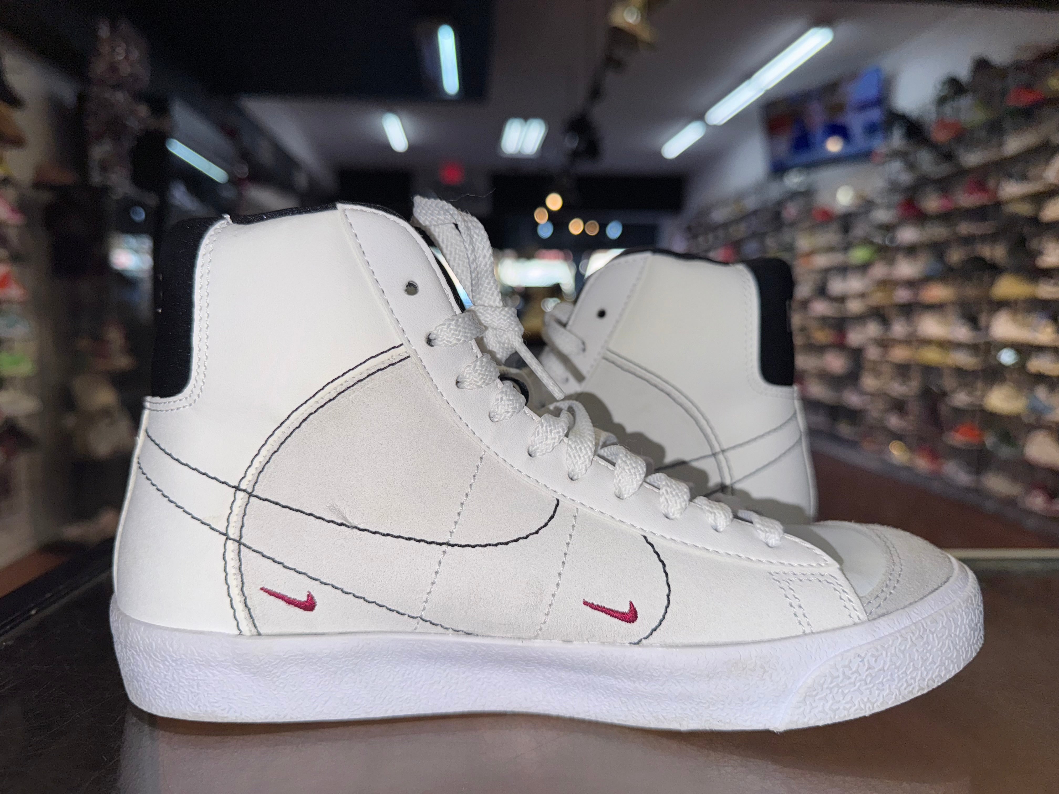 Size 5y Blazer Mid '77 “White/Burgundy"