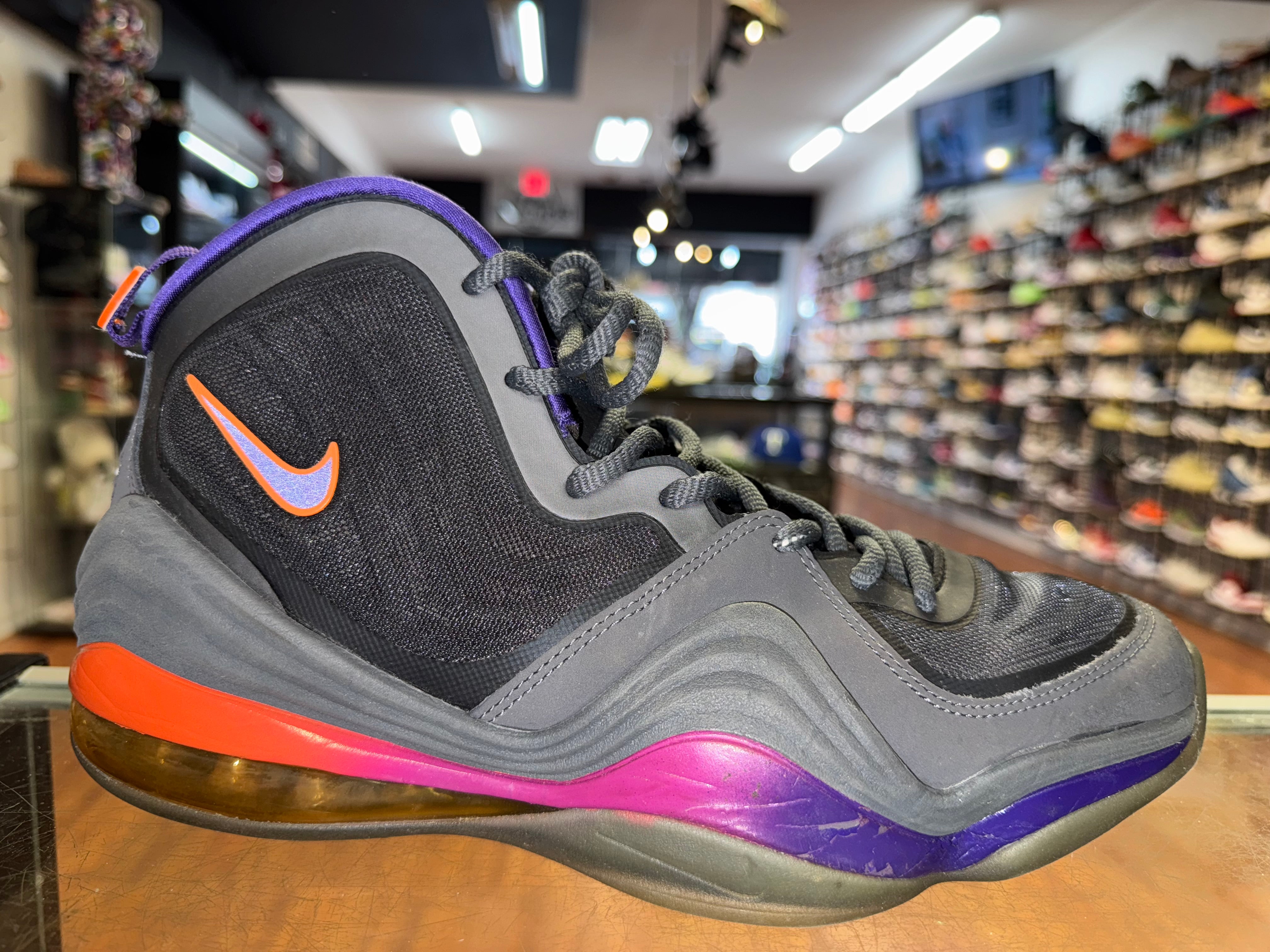 Size 8.5 Penny V "Phoenix Suns"