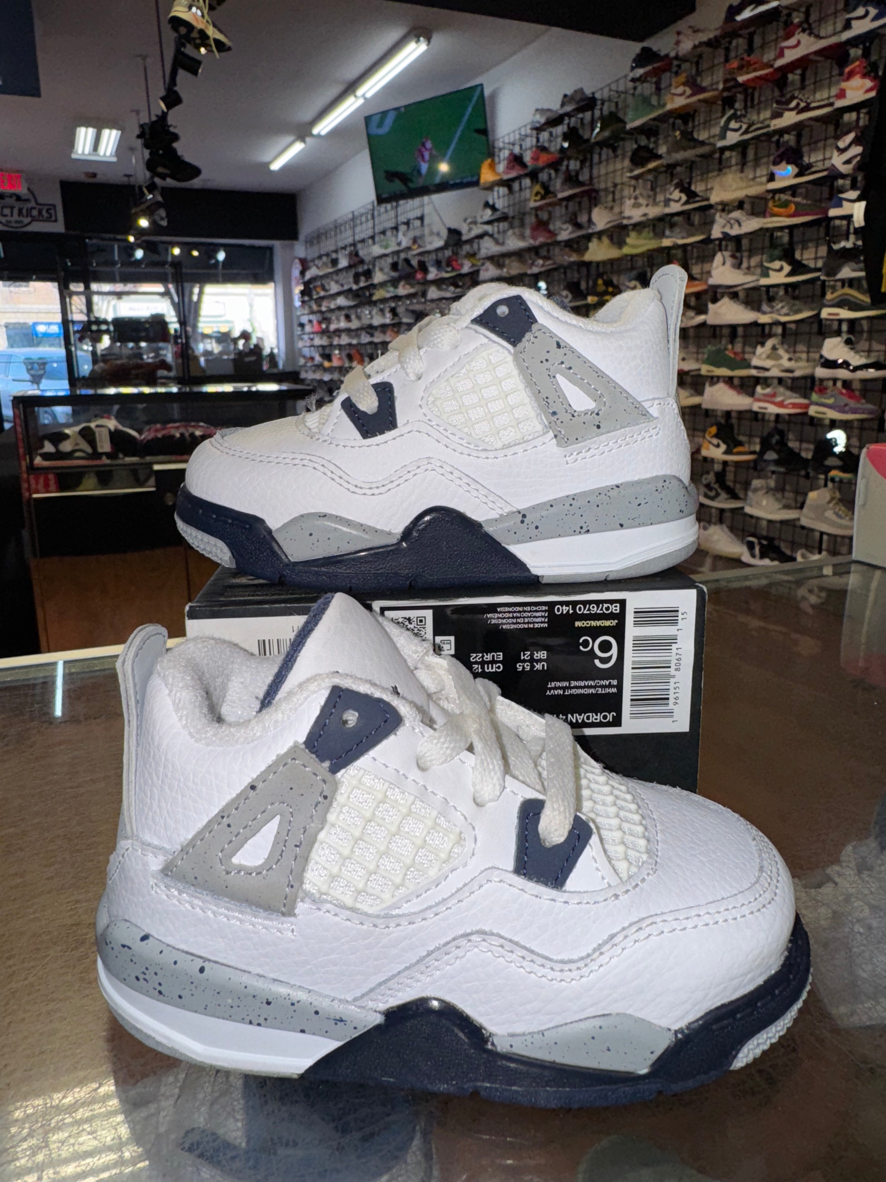 Size 6c Air Jordan 4 “Midnight Navy” Brand New (TD)